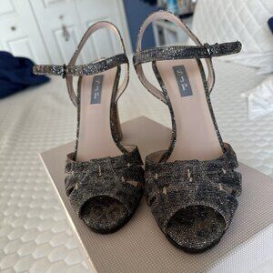 SJP by Sarah Jessica Parker Women's Carson Sandal